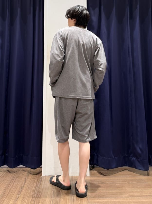 Tightさんの「THE SHOP TK｜シャリルジャージ カーディガン 洗濯機OK/吸水速乾/イージーケア/セットアップ可」を使ったコーディネート