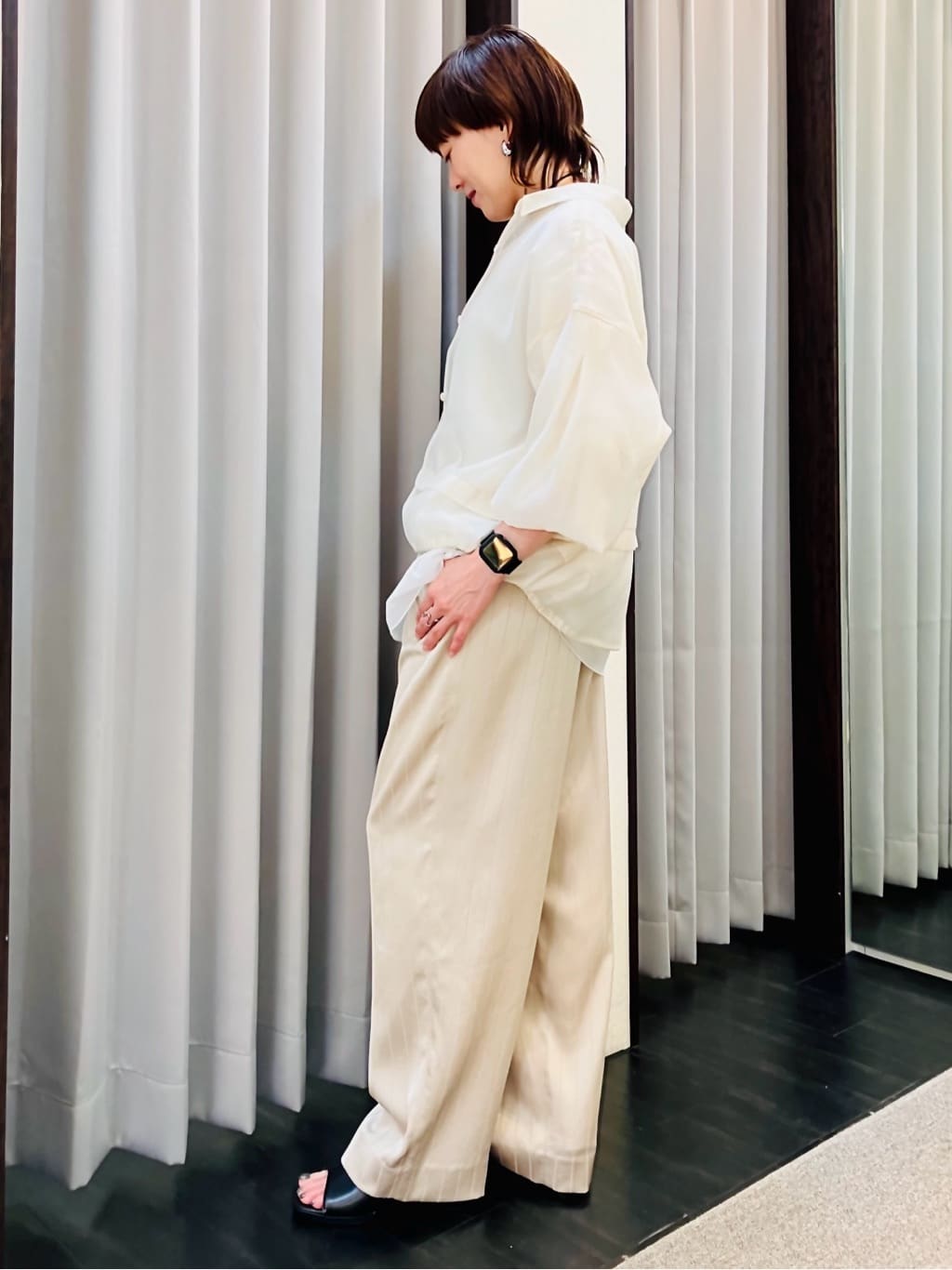 YUKIさんの「INDIVI｜【洗える】裾シアー半袖トップス」を使ったコーディネート