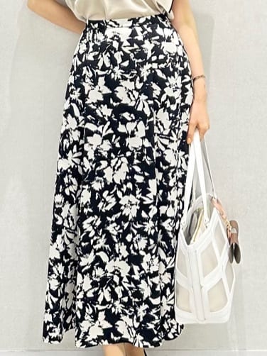 Miwaさんの「UNTITLED｜バイカラーメガネストラップ」を使ったコーディネート