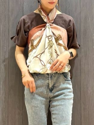 meiさんの「SHOO･LA･RUE｜【S-LL/UV/プチプラ】お袖タックで好印象 デザインTシャツ」を使ったコーディネート
