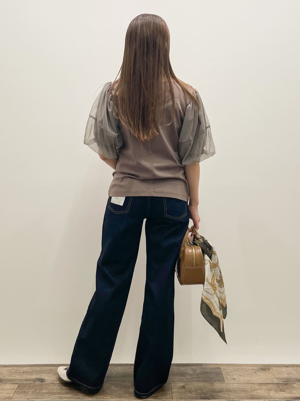 Asukaさんの「OPAQUE.CLIP｜チュールドッキングバルーントップス【洗濯機洗い可／接触冷感】」を使ったコーディネート