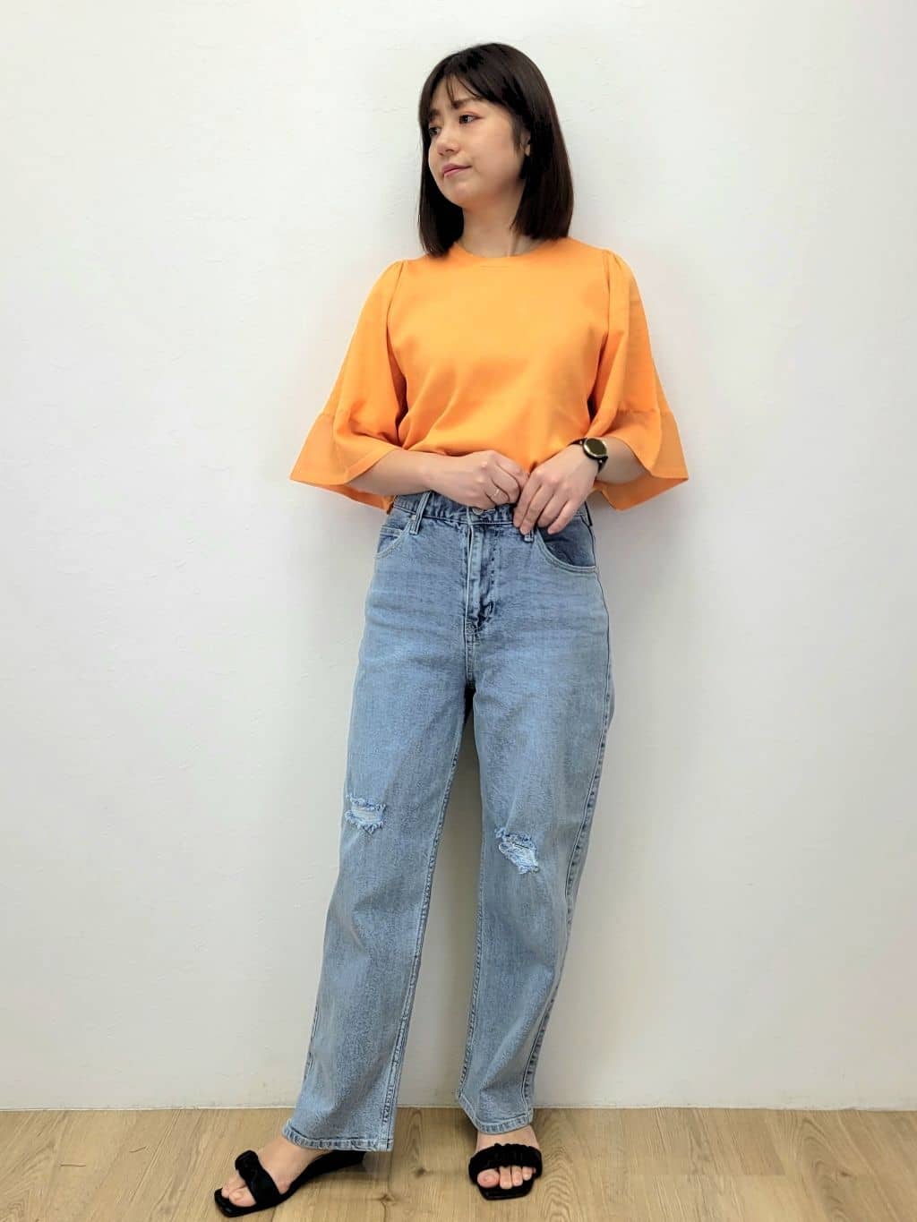 LISAさんの「OPAQUE.CLIP｜《5色展開》シアーフレアスリーブニット【洗濯機洗い可】」を使ったコーディネート