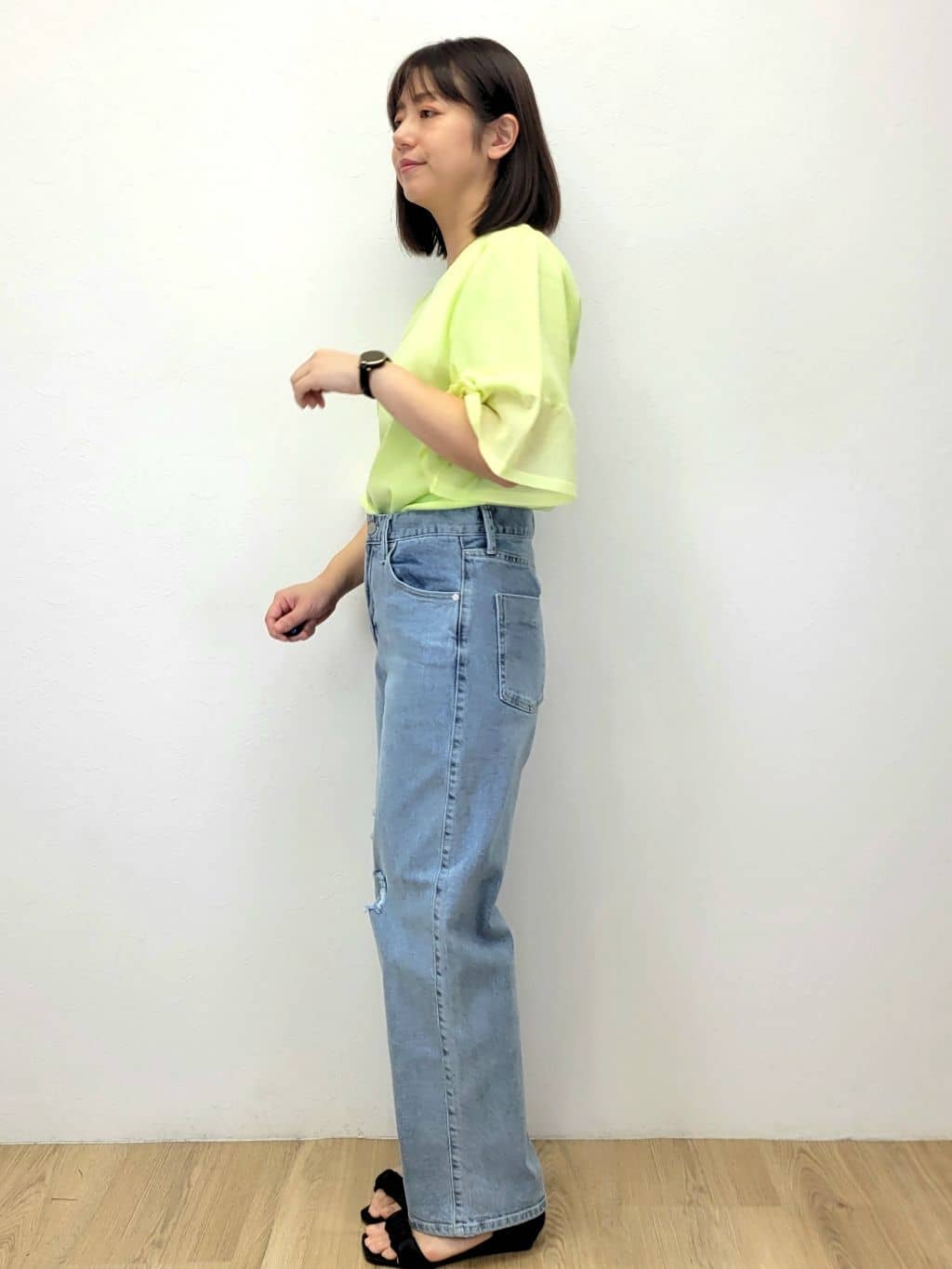 LISAさんの「OPAQUE.CLIP｜《5色展開》シアーフレアスリーブニット【洗濯機洗い可】」を使ったコーディネート