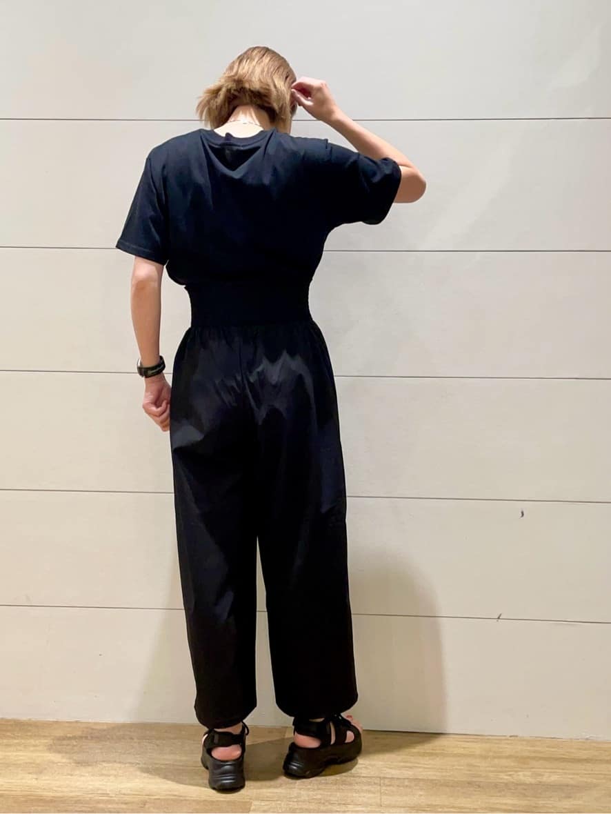 Ryoさんの「THE SHOP TK｜フォトアソートTシャツ【接触冷感/UV/毛玉になりにくい/洗濯機OK】」を使ったコーディネート
