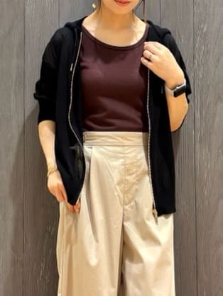 meiさんの「SHOO･LA･RUE｜冷房対策にも 上品なシアー感のニットパーカ」を使ったコーディネート