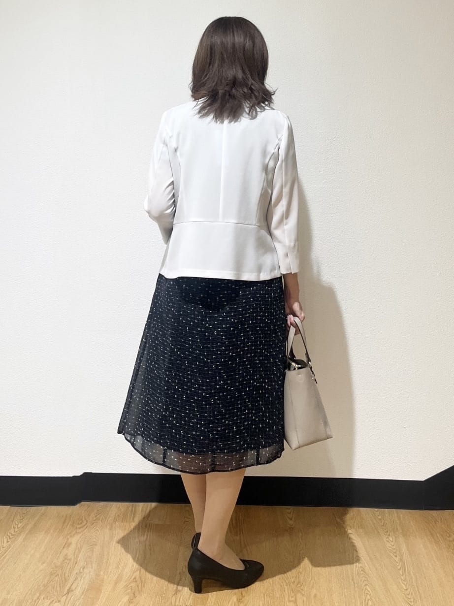 ayaさんの「Reflect｜【WEB先行カラーあり／マシンウォッシュ可／ナローベルト付き】オフボディツイードチェックワンピース」を使ったコーディネート