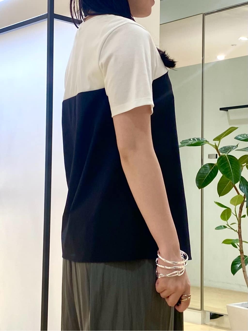 misakiさんの「INDIVI｜【洗える】ビスチェレイヤード風トップス」を使ったコーディネート