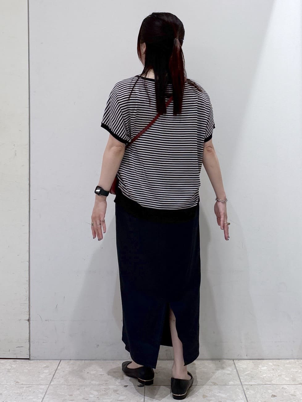 mameさんの「OPAQUE.CLIP｜《6色展開／S-LLサイズ》ドルマンスリーブニット【UV／接触冷感／洗濯機洗い可／抗ピル】」を使ったコーディネート
