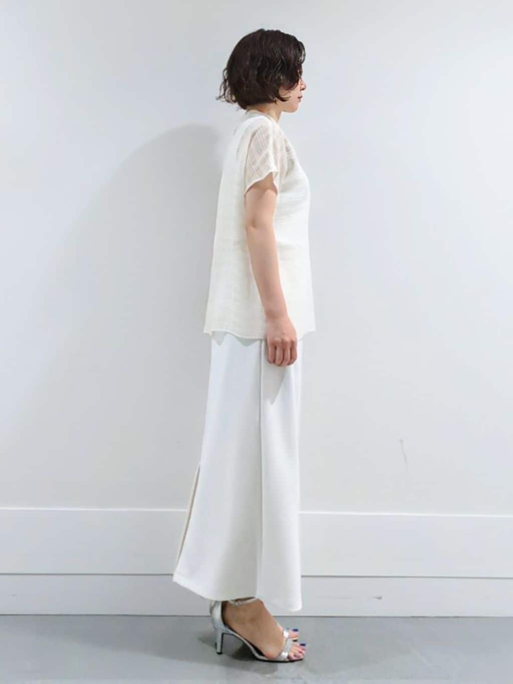 ミズタさんの「UNTITLED｜【シアー】チェックスタンドネックブラウス」を使ったコーディネート