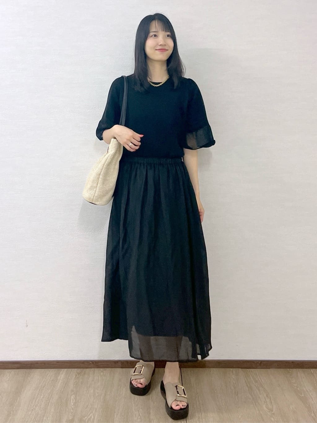 sachikoさんの「OPAQUE.CLIP｜《5色展開》シアーフレアスリーブニット【洗濯機洗い可】」を使ったコーディネート