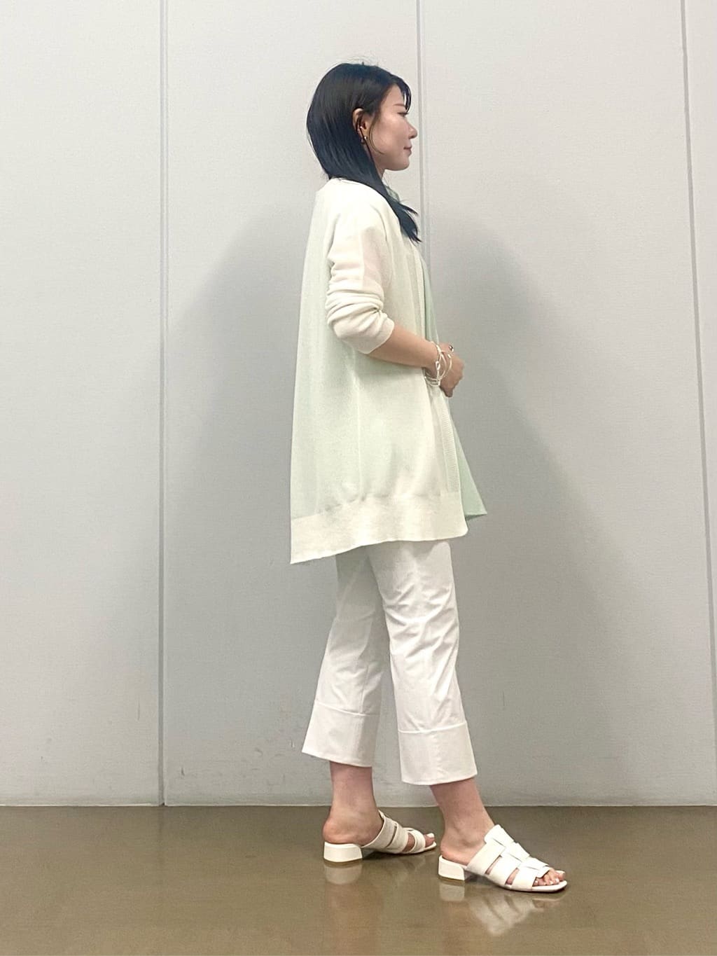 misakiさんの「INDIVI｜【洗える／前後2WAY】インナータンクトップ」を使ったコーディネート