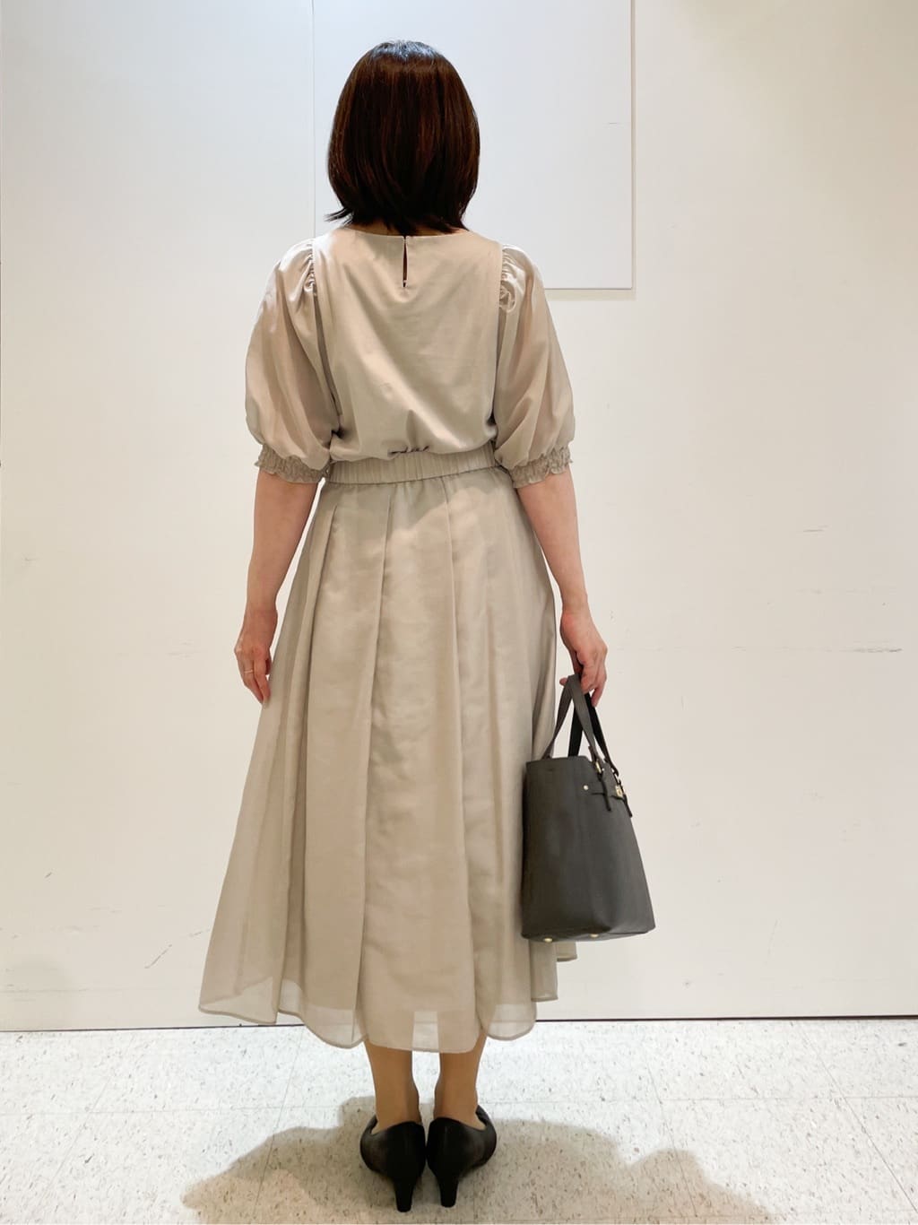 めいさんの「Reflect｜【マシンウォッシュ可／セットアップ可】シアーボックスタックプリーツスカート」を使ったコーディネート
