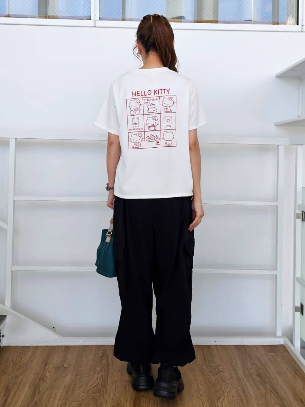 ゆゆさんの「SHOO･LA･RUE｜【HELLO KITTYコラボ】【SHOO ICE／汗染み軽減／UVカット】コンパクトTシャツ」を使ったコーディネート