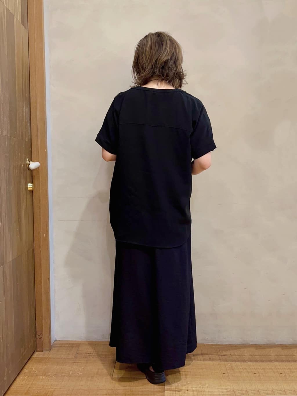 まるぷーさんの「SHOO･LA･RUE｜【洗える/プチプラ】大人の抜け感をプラスする バンドカラーシャツ」を使ったコーディネート