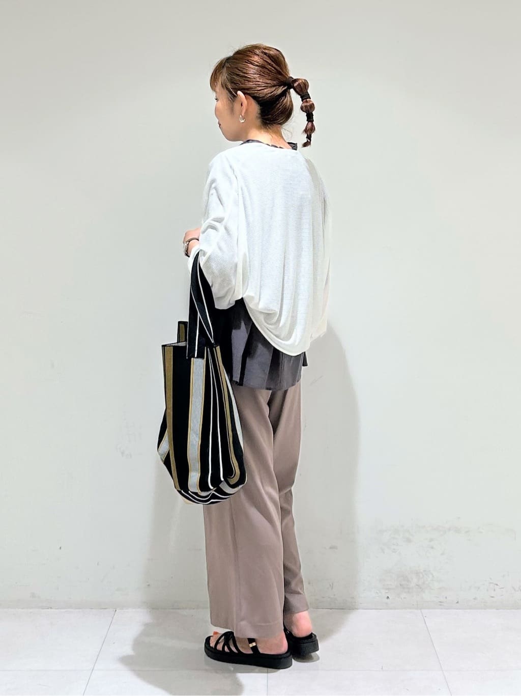 tsuyuさんの「INDIVI｜【洗える/コットン】ピンタックシアーブラウス」を使ったコーディネート