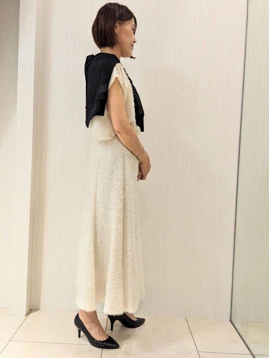 u-macoさんの「UNTITLED｜【セットアップ可/洗える】フェザーフレンチスリーブブラウス」を使ったコーディネート
