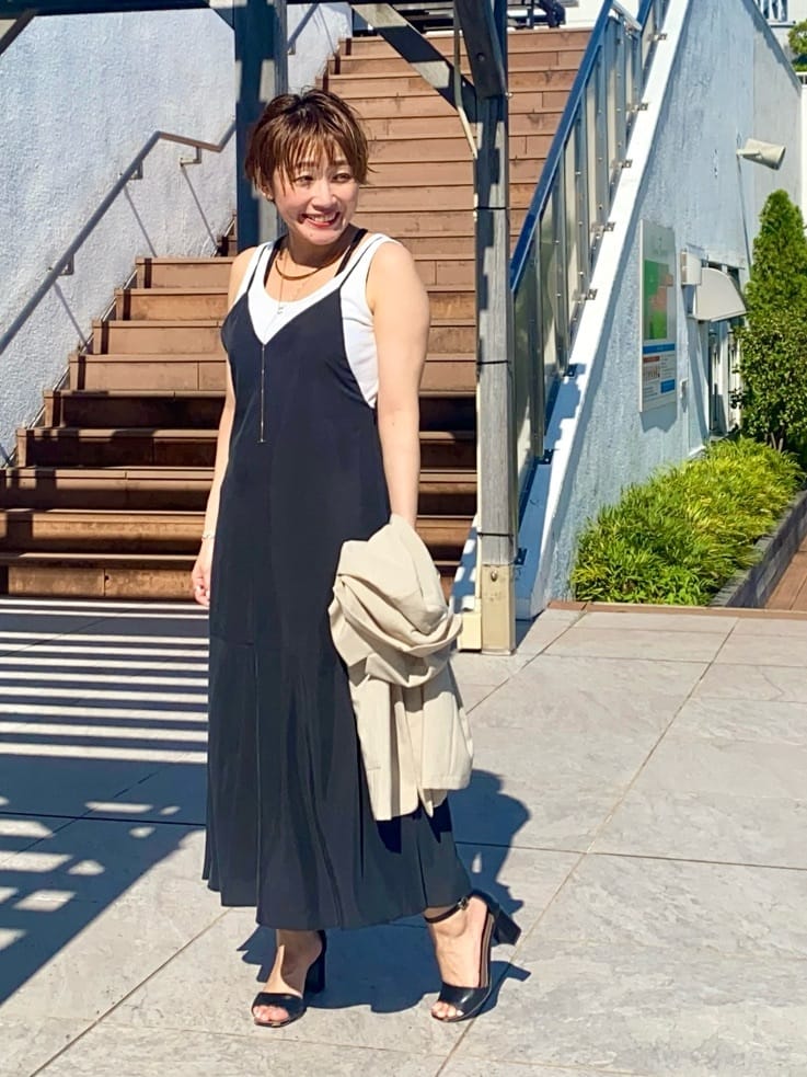 mari_831さんの「UNTITLED｜【洗える/肩紐調節可能】パウダーキャミワンピース」を使ったコーディネート