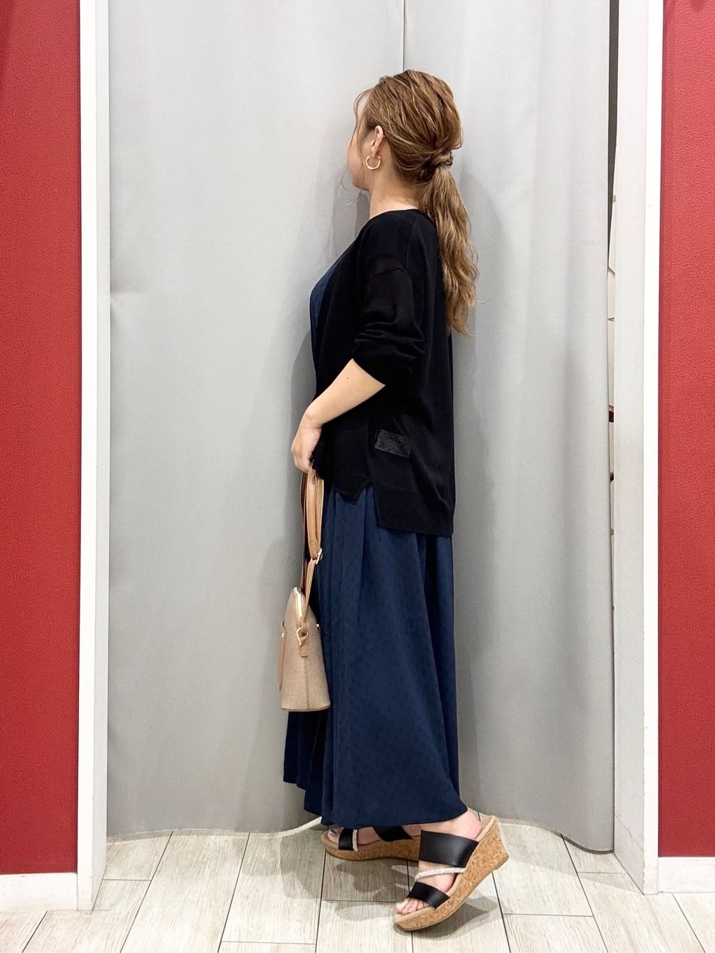 shioさんの「SHOO･LA･RUE｜【S-LL】さらりと1枚で決まる ジャカードワンピース」を使ったコーディネート