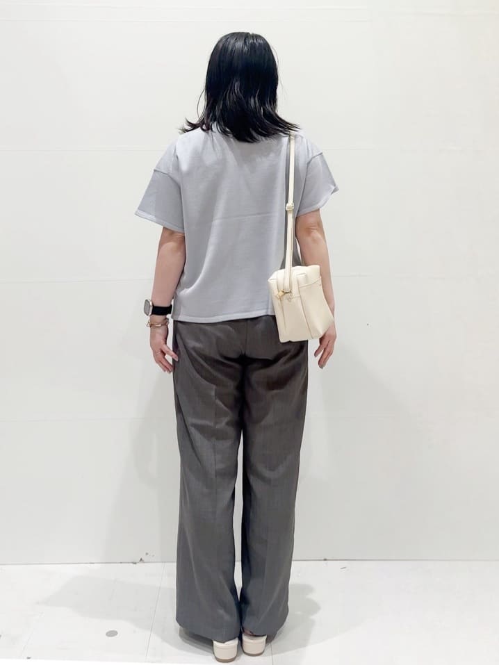 Minさんの「OPAQUE.CLIP｜スパンコールサマーニット【洗濯機洗い可／抗ピル】」を使ったコーディネート