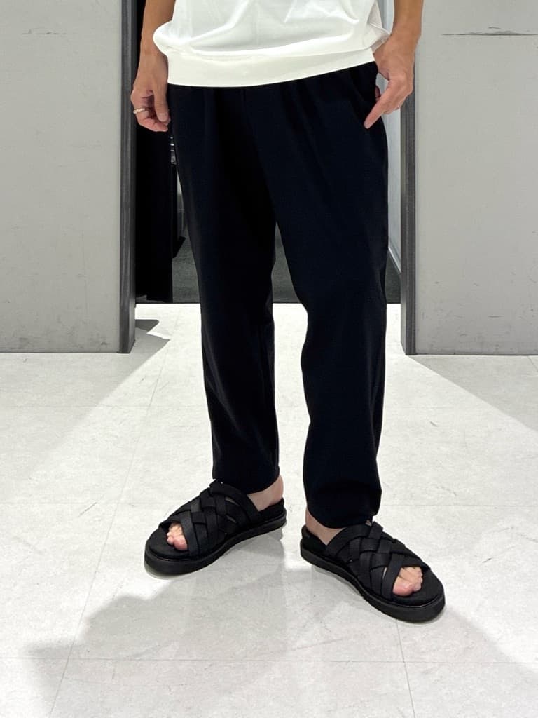 わいずみさんの「TAKEO KIKUCHI｜【抗菌防臭／5サイズ展開】ハイゲージポンチ Tシャツ」を使ったコーディネート