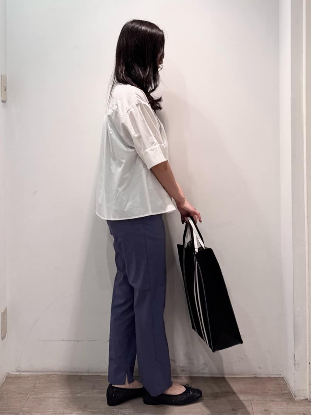 yuicciさんの「OPAQUE.CLIP｜ピンタックフレアシャツ【洗濯機洗い可】」を使ったコーディネート
