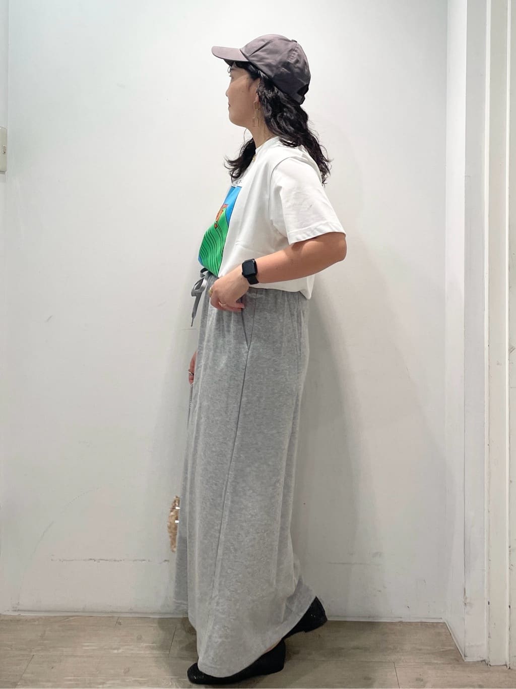 sumicaさんの「OPAQUE.CLIP｜【Pontre Studio／ポンレストゥディオ】別注グラフィックTシャツ」を使ったコーディネート