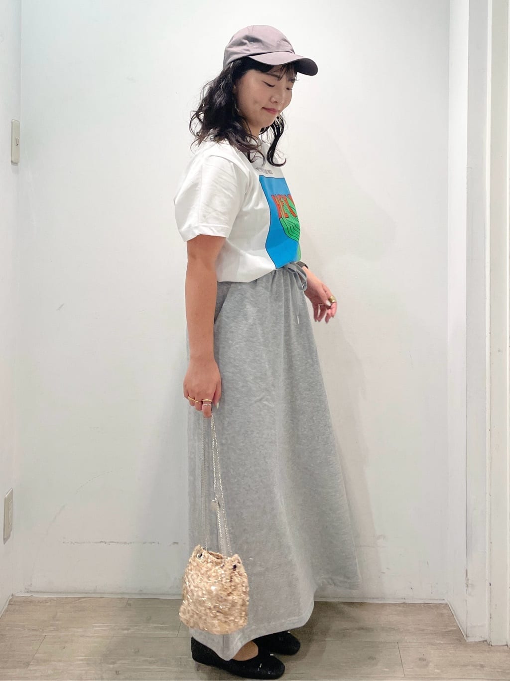 sumicaさんの「OPAQUE.CLIP｜【Pontre Studio／ポンレストゥディオ】別注グラフィックTシャツ」を使ったコーディネート