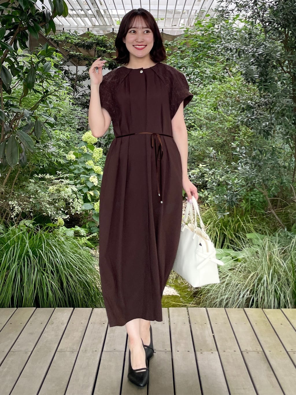yukariさんの「Reflect｜カットワークレーススリーブワンピース」を使ったコーディネート