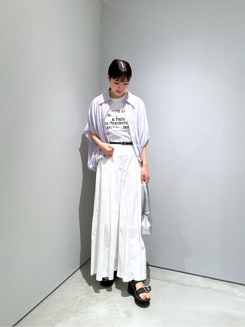 Renoさんの「INDIVI｜バルーンフォルムブラウス」を使ったコーディネート