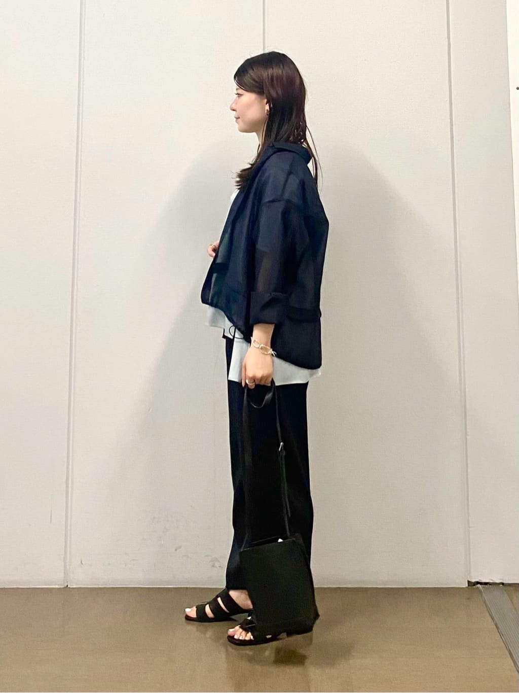 misakiさんの「INDIVI｜【バックシャン】デザインTブラウス」を使ったコーディネート