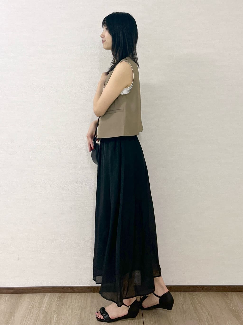 sachikoさんの「OPAQUE.CLIP｜ショートテーラードジレ【接触冷感／洗濯機洗い可】」を使ったコーディネート
