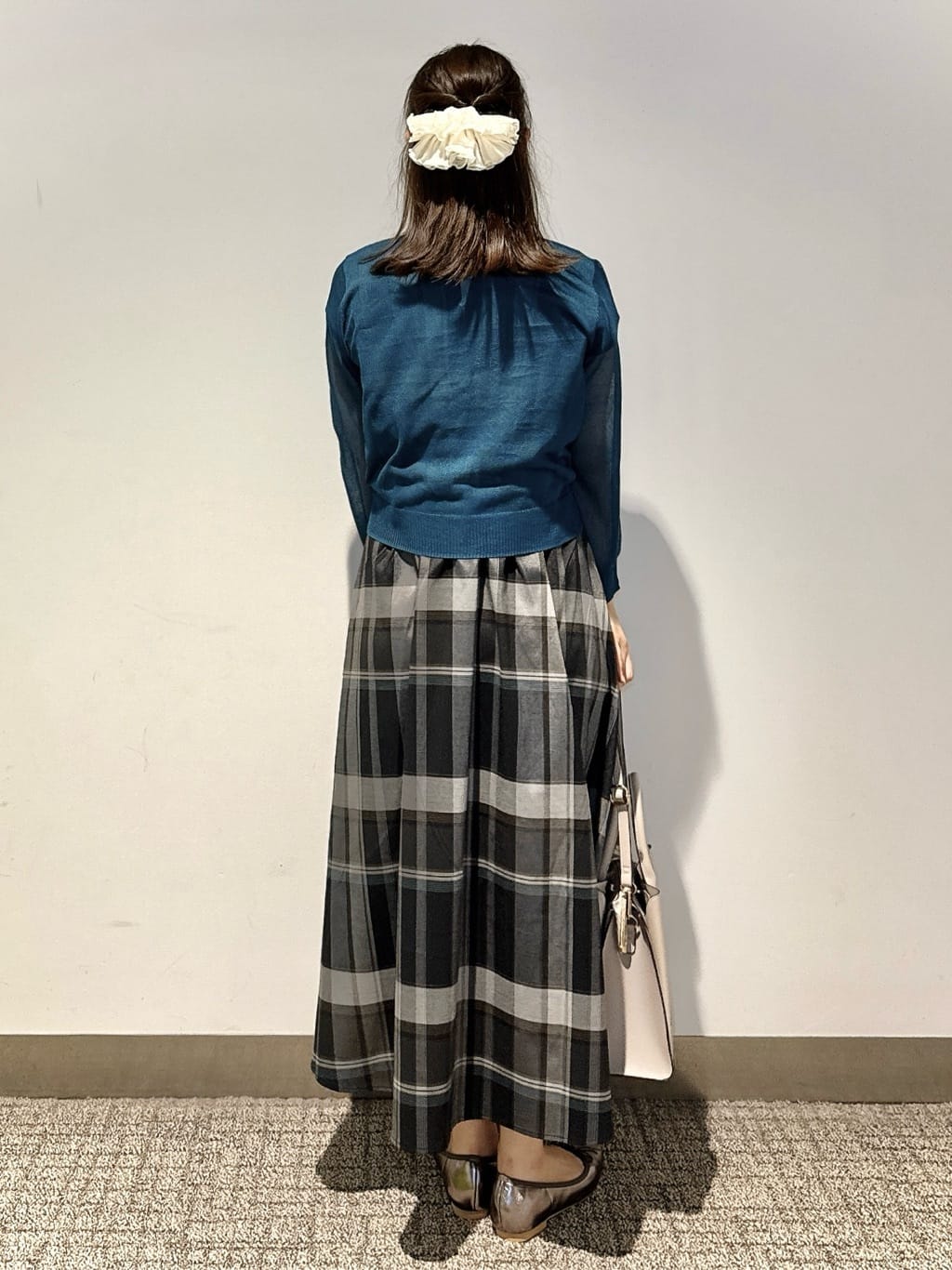 みーさんの「grove｜【雑誌掲載】洗えるシアーカーディガン」を使ったコーディネート