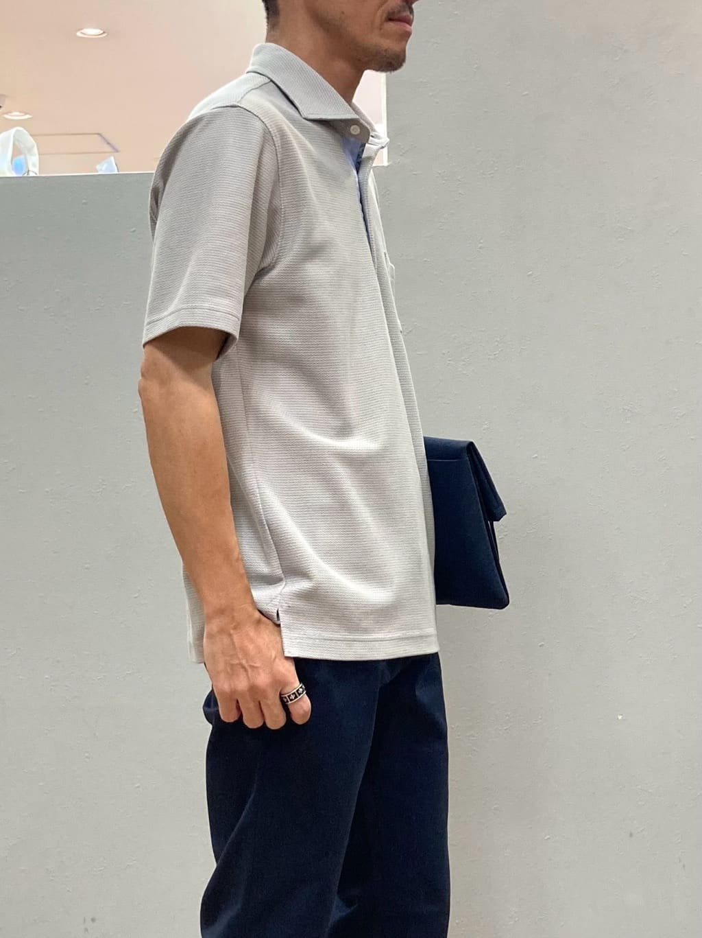 シュンさんの「TAKEO KIKUCHI｜【抗菌防臭／9色5サイズ展開】ハニカムメランジ ポロシャツ」を使ったコーディネート