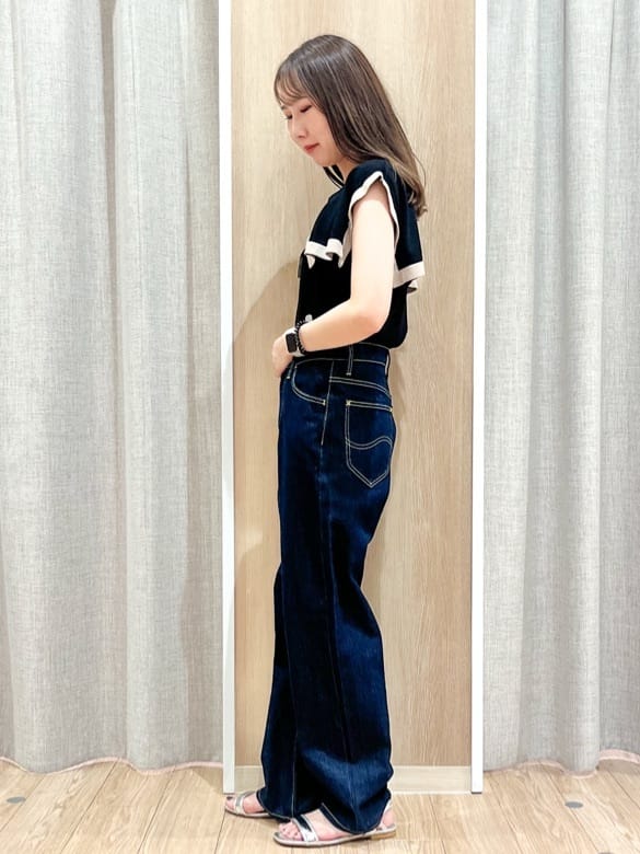 みーちゃんさんの「grove｜【ひんやり/UVカット】大人の可愛さ　セーラーカラーニット」を使ったコーディネート