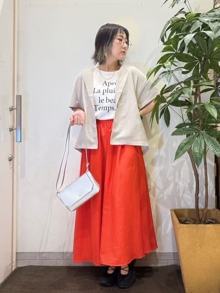misakiさんの「SHOO･LA･RUE｜【S-LL】さらりと着たい大人のための 麻調半袖ジャケット」を使ったコーディネート