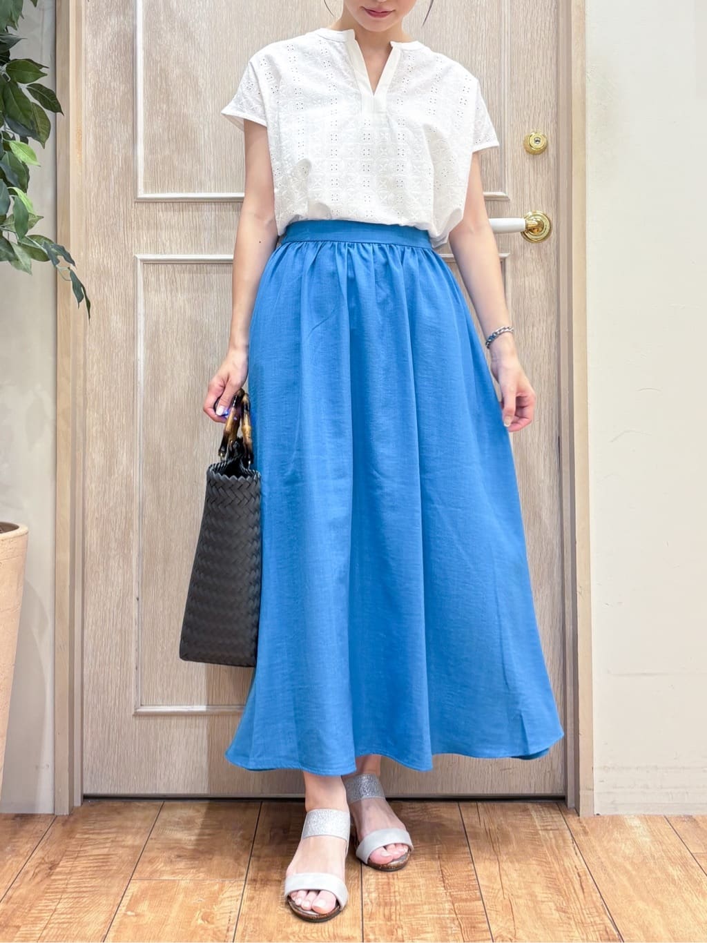 なみさんの「SHOO･LA･RUE｜【高レビュー/着丈選べる】華やかさをプラスする アソートロングスカート」を使ったコーディネート
