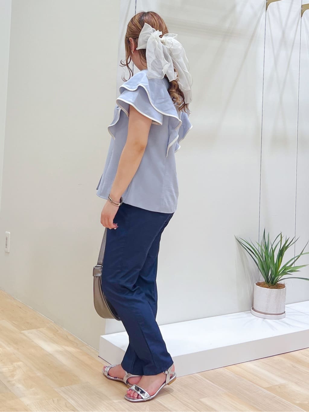 みことさんの「grove｜【冷感】サマーハイパーストレッチテーパードパンツ」を使ったコーディネート