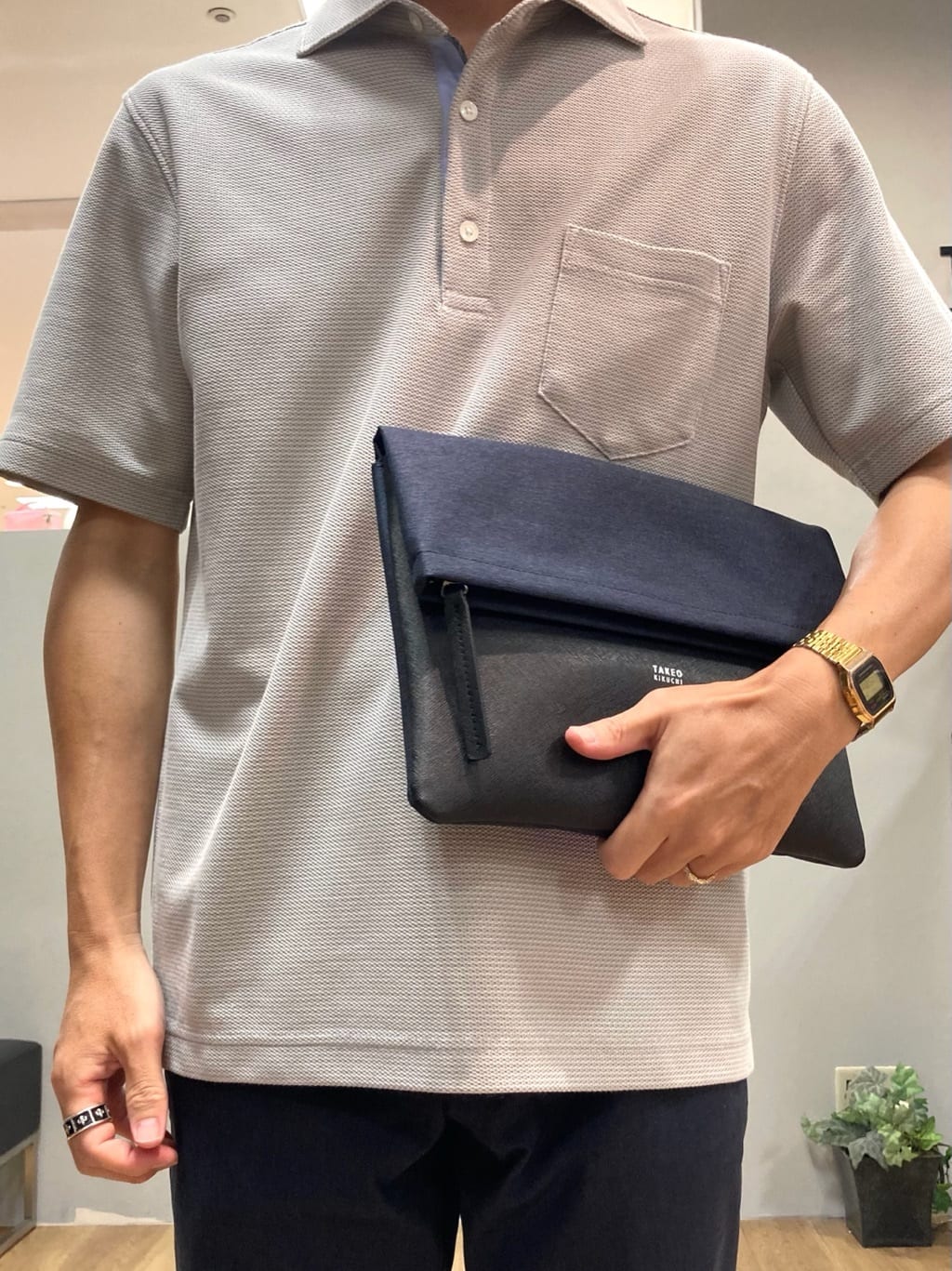 シュンさんの「TAKEO KIKUCHI｜【抗菌防臭／9色5サイズ展開】ハニカムメランジ ポロシャツ」を使ったコーディネート