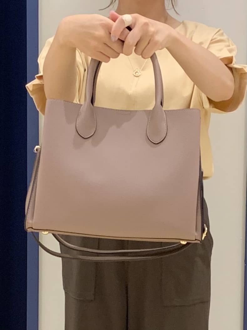 mokaさんの「grove｜【接触冷感】見た目はきちんと、着心地はらくちん クロップドベイカーパンツ」を使ったコーディネート