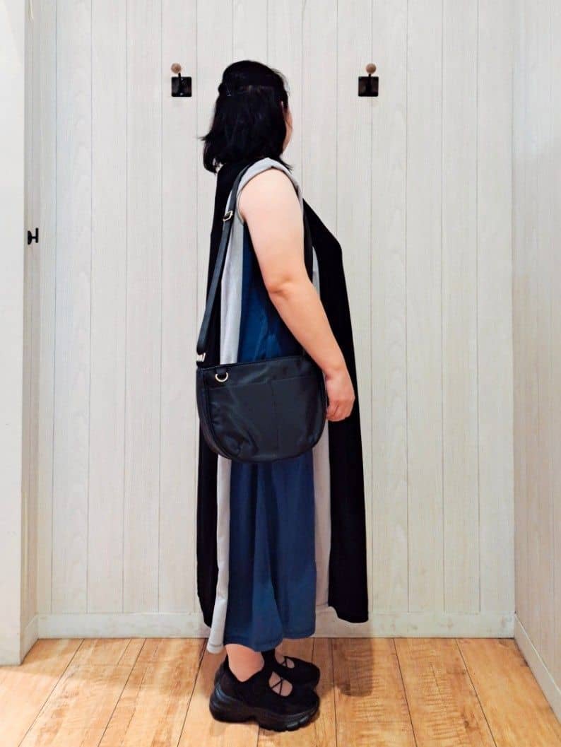 kotomiさんの「SHOO･LA･RUE｜【S-LL/ひんやり】全身すっきり見えが楽に叶う サイド切替 バイカラーAラインワンピース」を使ったコーディネート