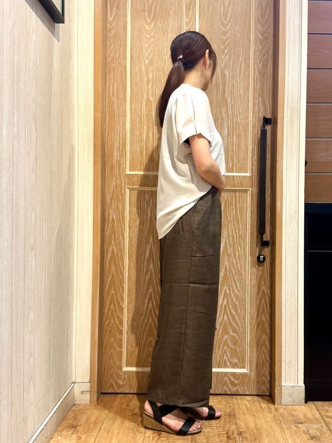 KAORIさんの「SHOO･LA･RUE｜【S-LL/セットアップ可/ひんやり】きちんと見えで上品 お袖タック スキッパーブラウス」を使ったコーディネート