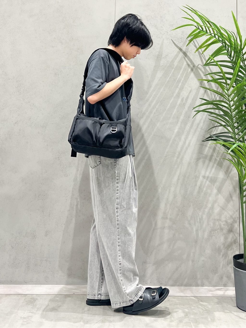SHI-MAさんの「THE SHOP TK｜セサミストリートTシャツ／親子リンク」を使ったコーディネート