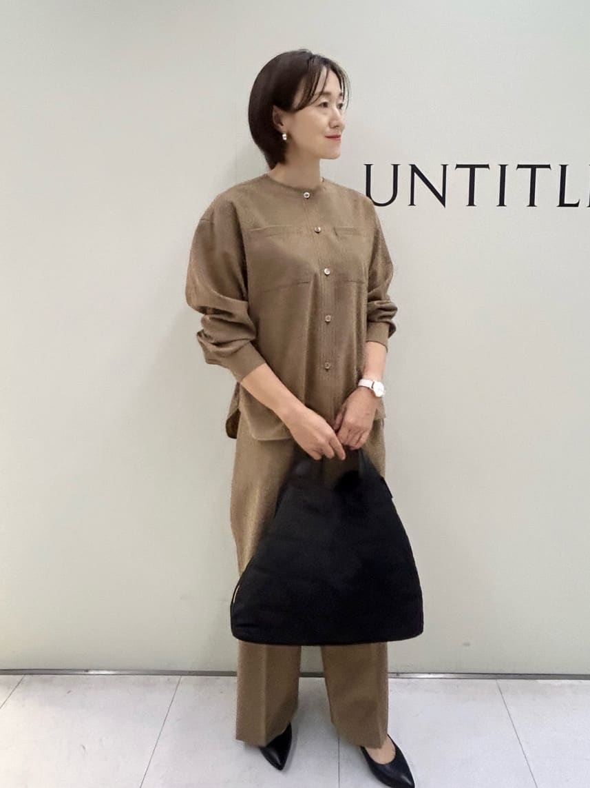 Mikiさんの「UNTITLED｜【秋も着られる/セットアップ可】リラククールシャツ」を使ったコーディネート