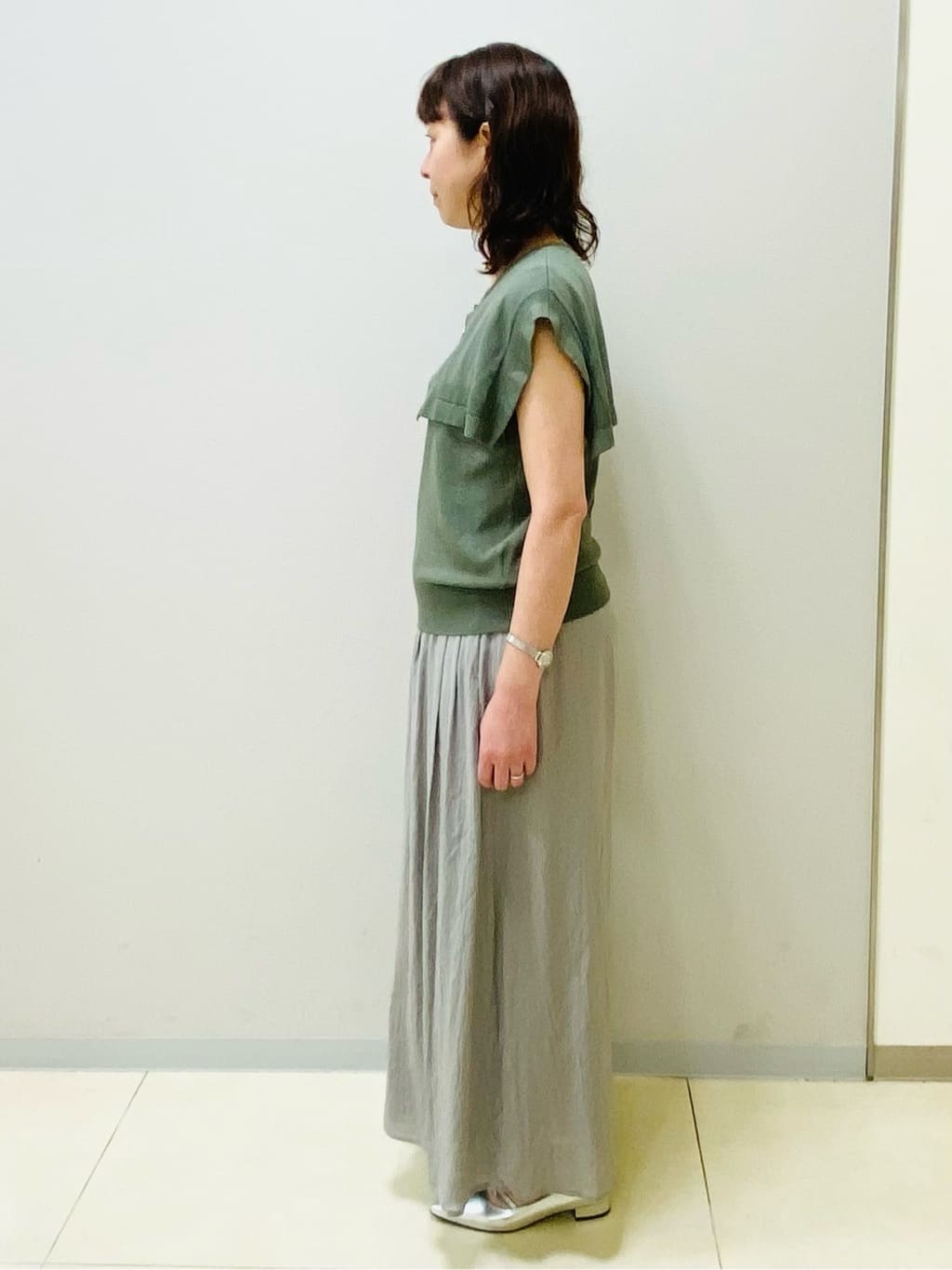 COCOさんの「grove｜【ひんやり/UVカット】大人の可愛さ　セーラーカラーニット」を使ったコーディネート
