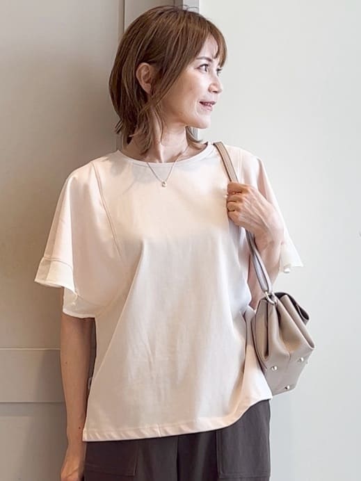 yamakoさんの「grove｜【UVカット/二の腕カバー】1枚で着映えするフレアスリーブデザイン」を使ったコーディネート