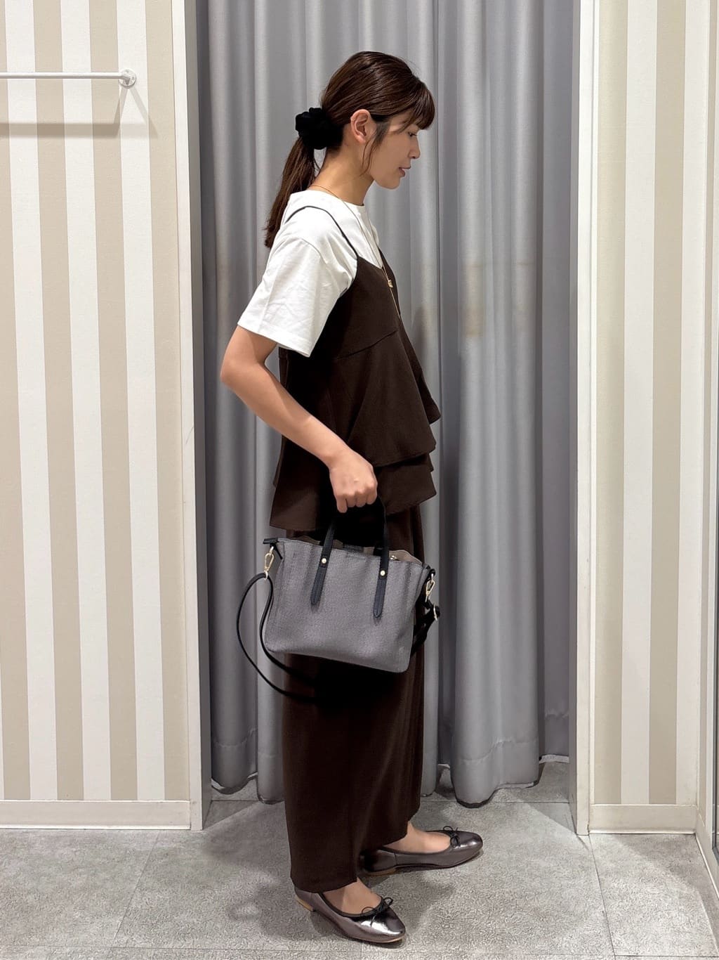 Rikaさんの「SHOO･LA･RUE｜【S-LL/ひんやり/UV】選べる6柄でそれぞれ欲しくなる プリントTシャツ」を使ったコーディネート