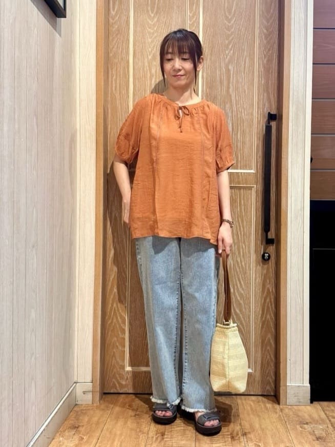 KAORIさんの「SHOO･LA･RUE｜【S-LL/2点セット】リボン使いがアクセント はしごレースブラウス＋タンクトップ」を使ったコーディネート