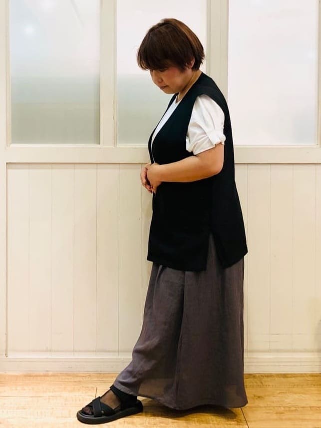 YYYさんの「SHOO･LA･RUE｜【S-LL】夏のレイヤードコーデに さらりと着られるメッシュジレ」を使ったコーディネート