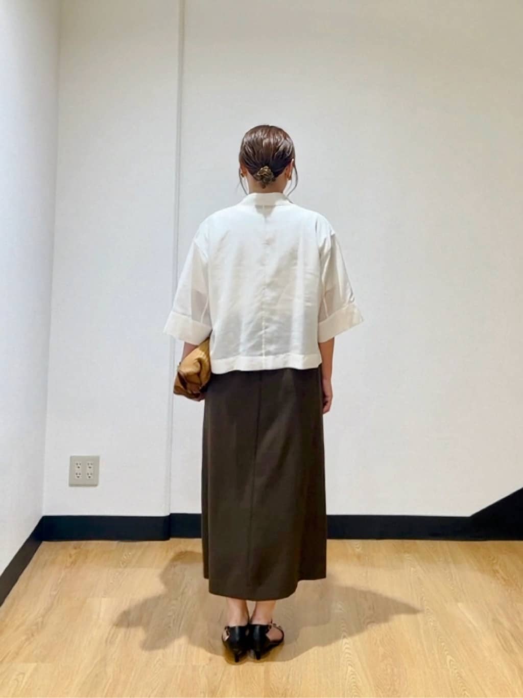 ʏᴜᴋɪᴋᴏさんの「UNTITLED｜【UVカット/接触冷感/吸水速乾/ゆったり】V開きネックシャツ」を使ったコーディネート