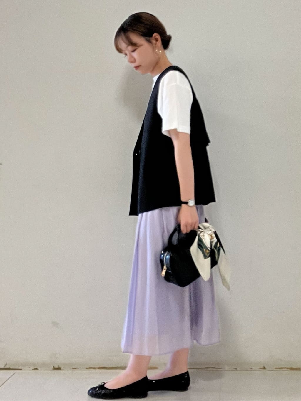 MAYUKIさんの「index｜バックフリルデザインジレ／セットアップ可【洗濯機洗い可／接触冷感／吸水速乾／ストレッチ】」を使ったコーディネート